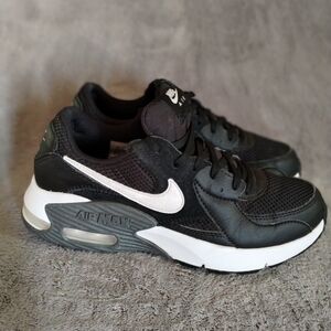 Nike Air Max Excess Women's Size 7.5 Black/ White/ Dark Grey Sneakers